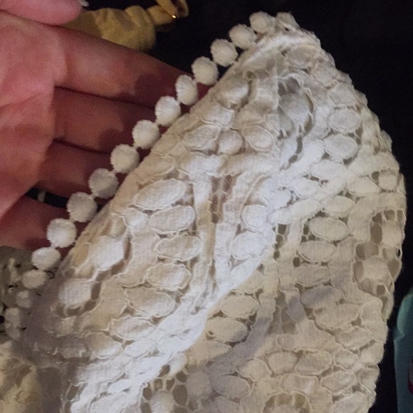 Top shop cream colored crop top side zip size US 6 - Picture 8 of 9